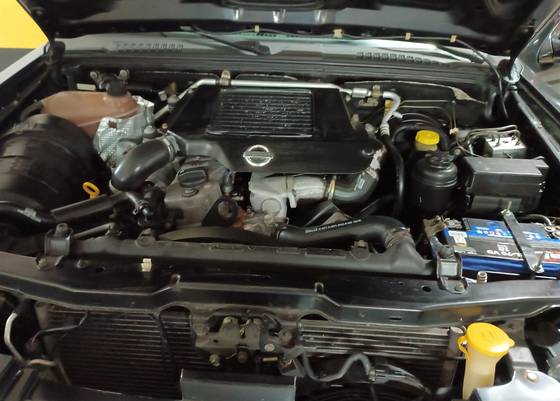 NISSAN FRONTIER 2.8 SE 4X2 CD TURBO ELETRONIC DIESEL 4P MANUAL